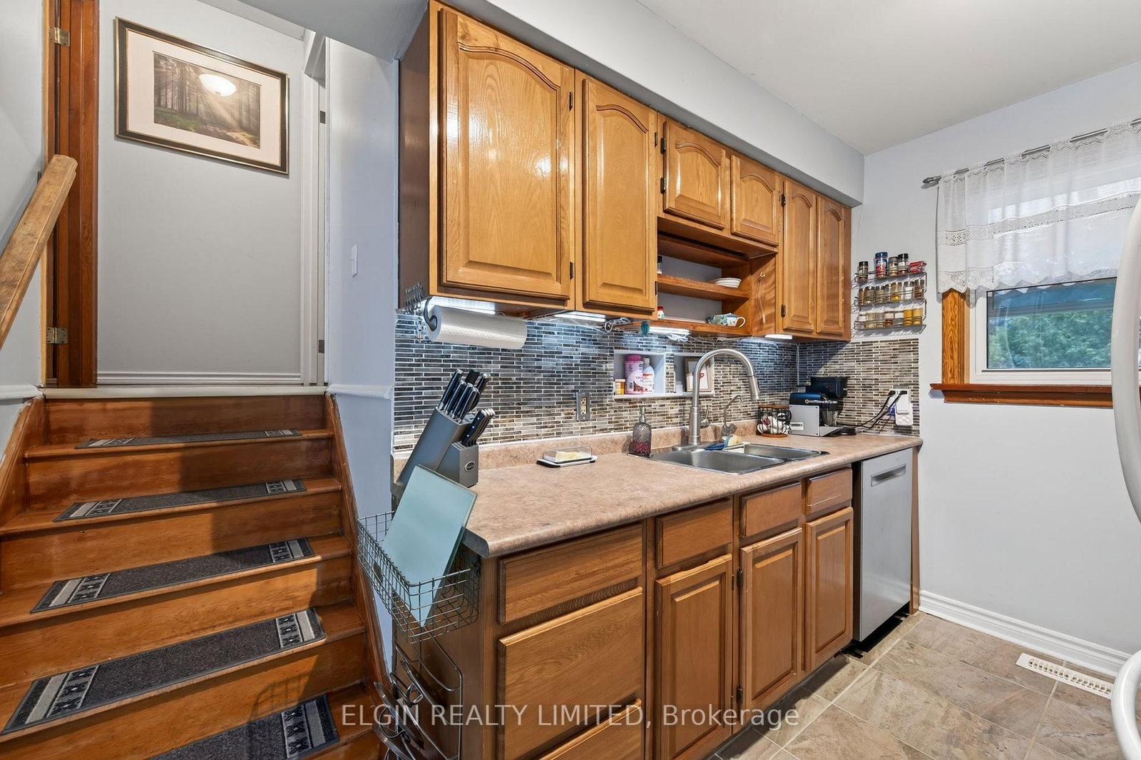 32 Coyne Street • St. Thomas, ON photo 8