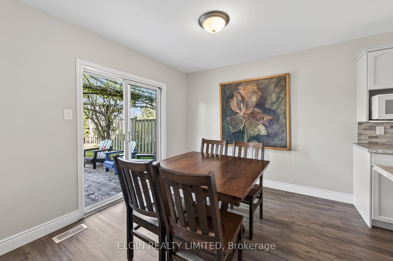 9939 Florence Street • Southwold, ON photo 10