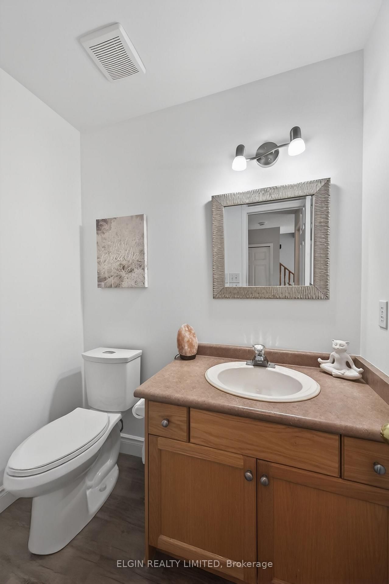 9939 Florence Street • Southwold, ON photo 15