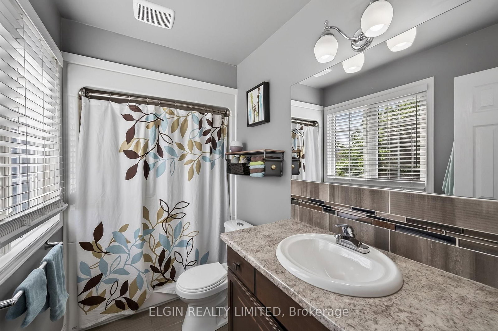 9939 Florence Street • Southwold, ON photo 19