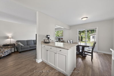 9939 Florence Street • Southwold, ON photo 8