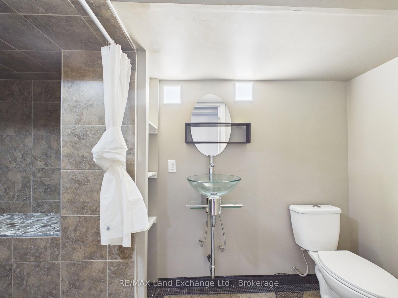 185 Bricker Street • Saugeen Shores, ON photo 11