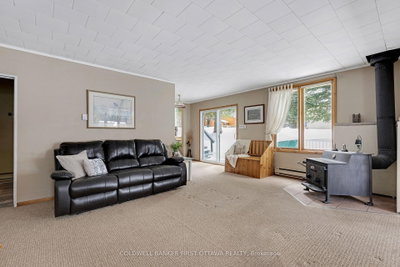 214 Parsons Way • Lanark, ON photo 8