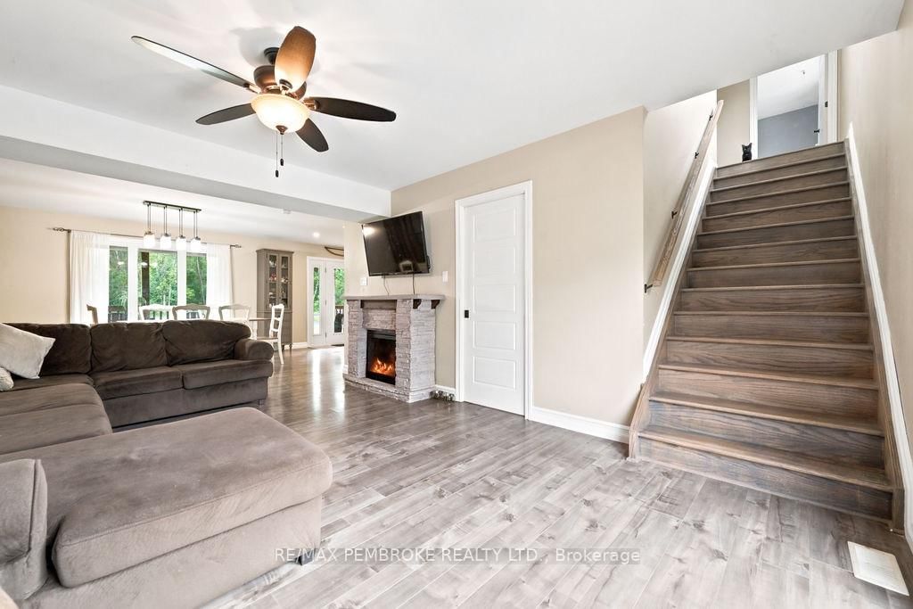 407 Latimer Road • North Grenville, ON photo 18