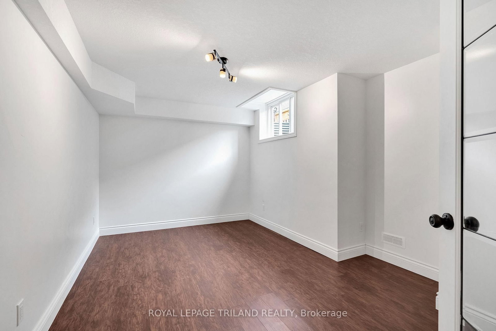 1018 LOFT Court • London North, ON photo 39
