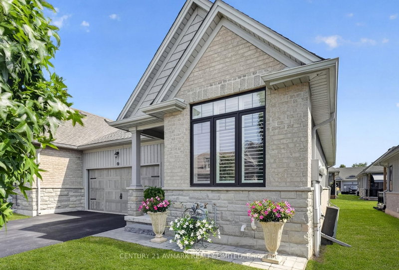 22 Borden Trail