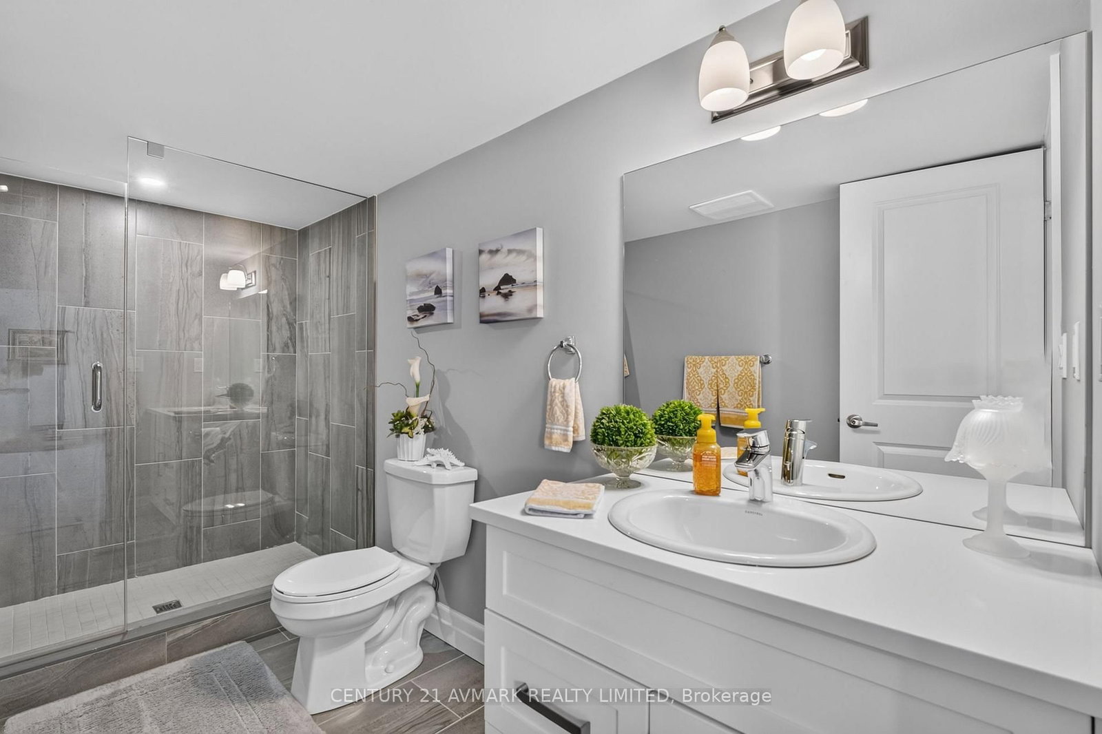 22 Borden Trail • Welland, ON photo 36