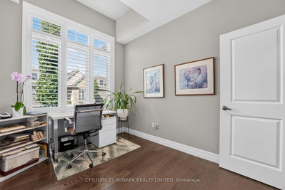 22 Borden Trail • Welland, ON photo 9