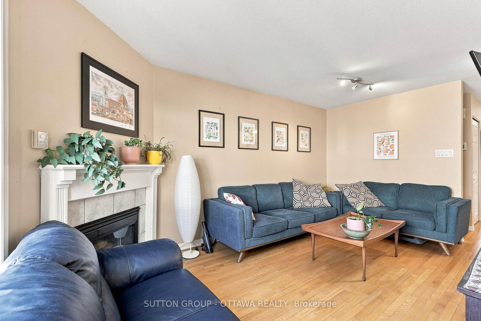 22 Manhattan Crescent • Ottawa, ON photo 11