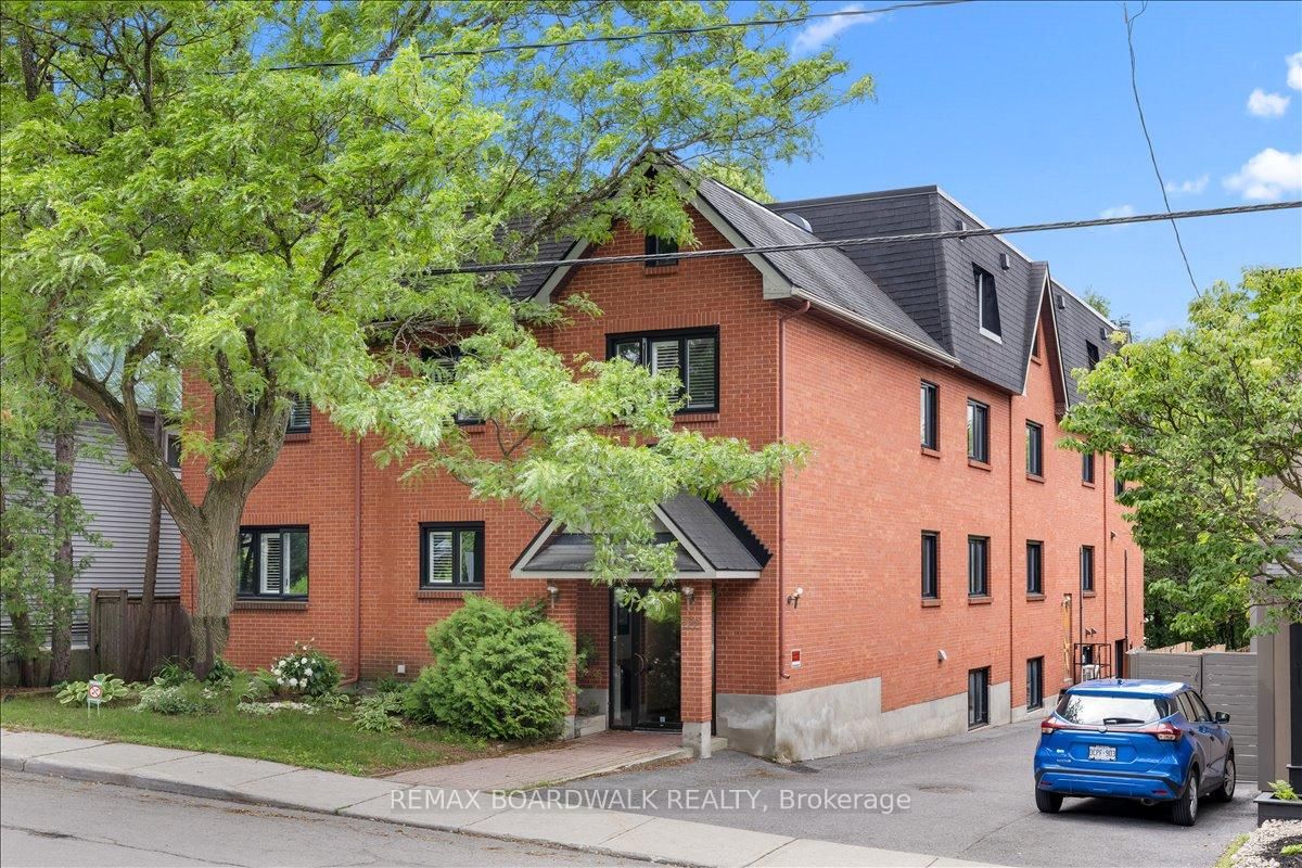 222 Russell Avenue • #304 • Ottawa, ON photo 1