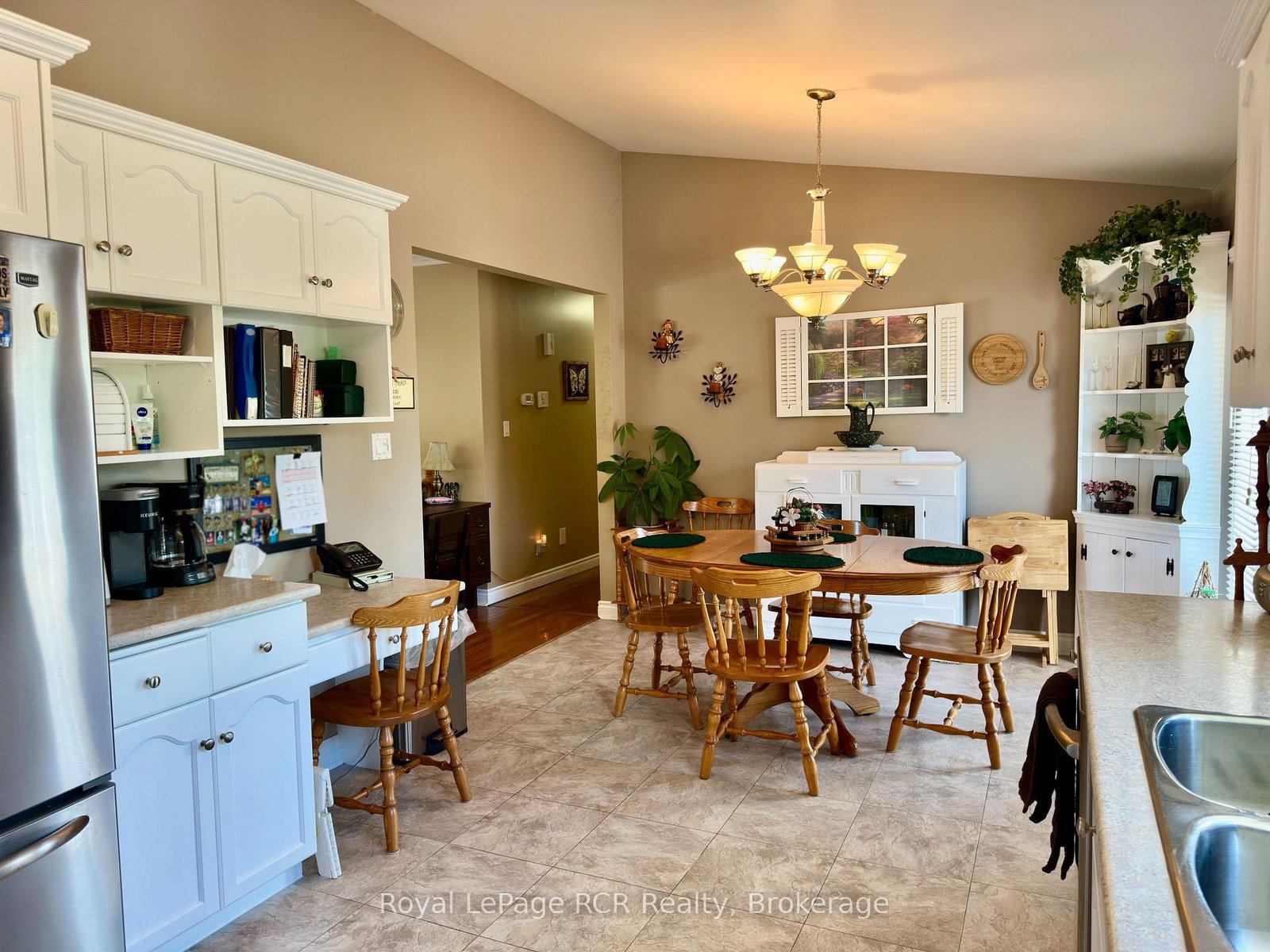 238 4th Street Crescent • Hanover, ON photo 24