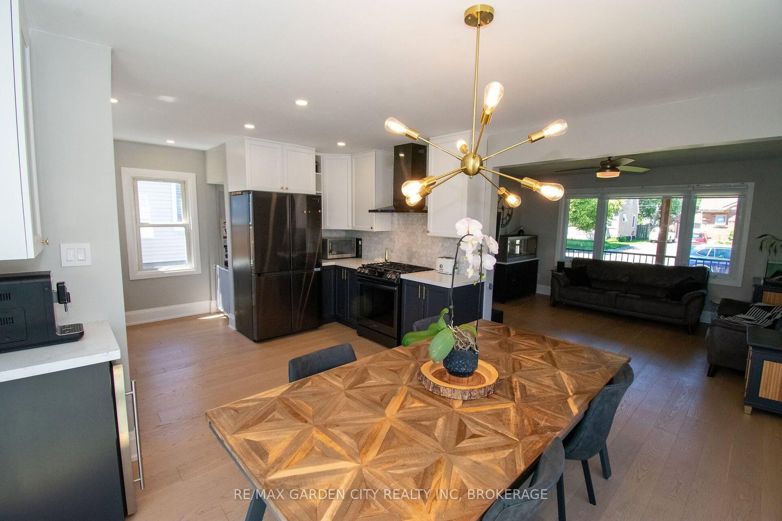 256 SCHOLFIELD Avenue S • Welland, ON photo 14