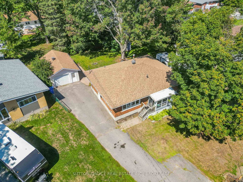 11 Milford Crescent