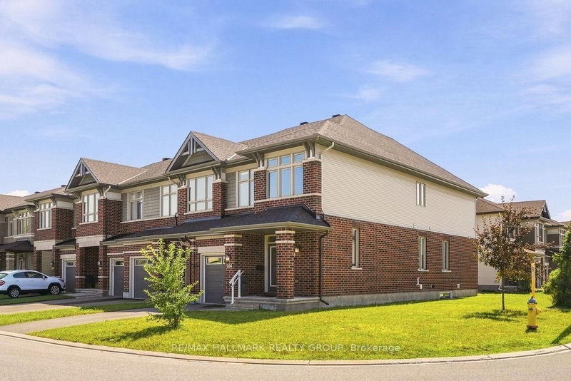 254 Dolce Crescent