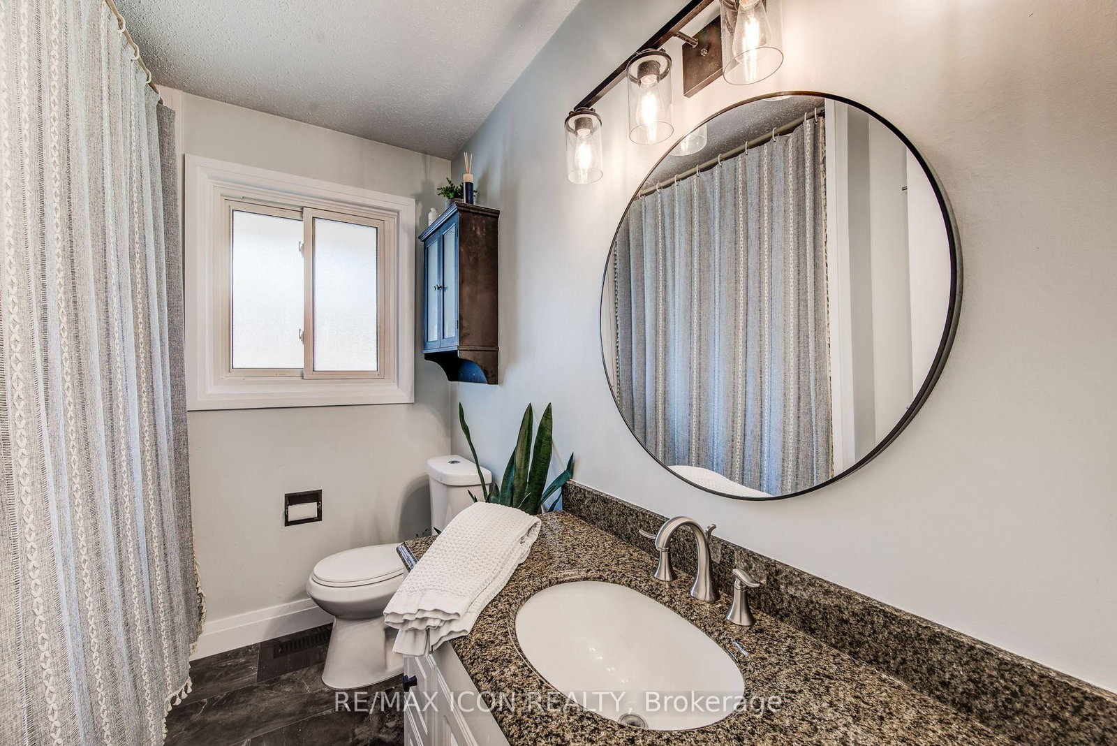 88 Pinedale Drive • Kitchener, ON photo 18