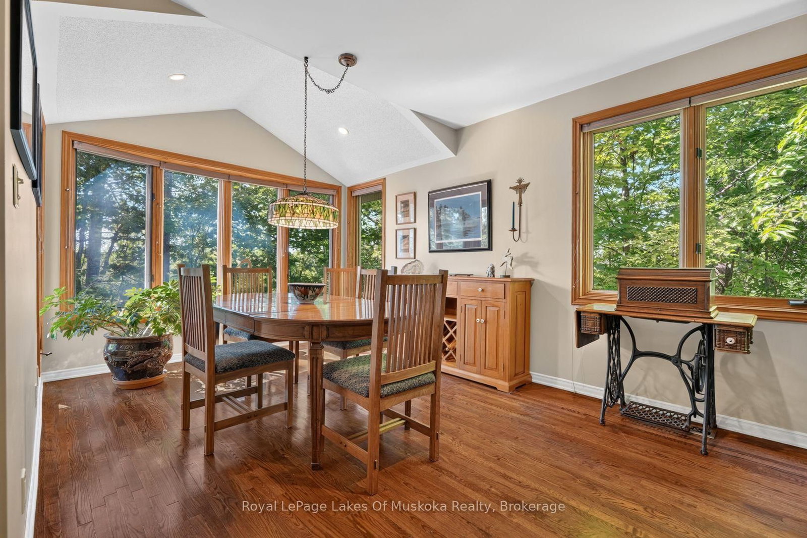 40 Entrance Drive • Bracebridge, ON photo 13