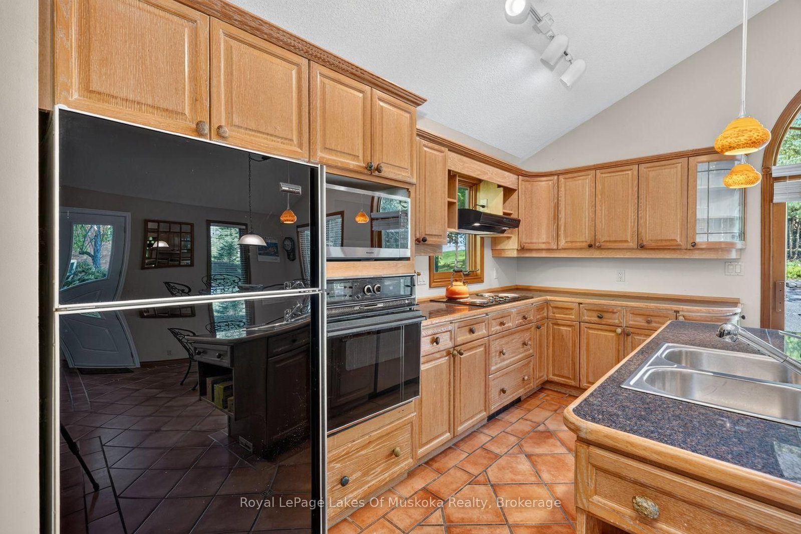 40 Entrance Drive • Bracebridge, ON photo 21