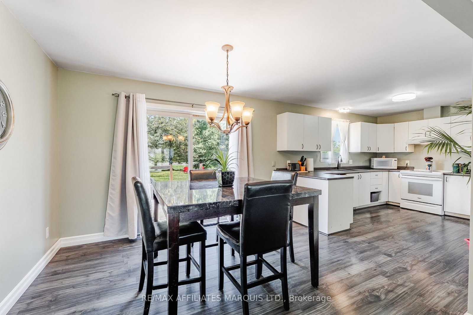 74 Columbia Avenue • South Stormont, ON photo 11