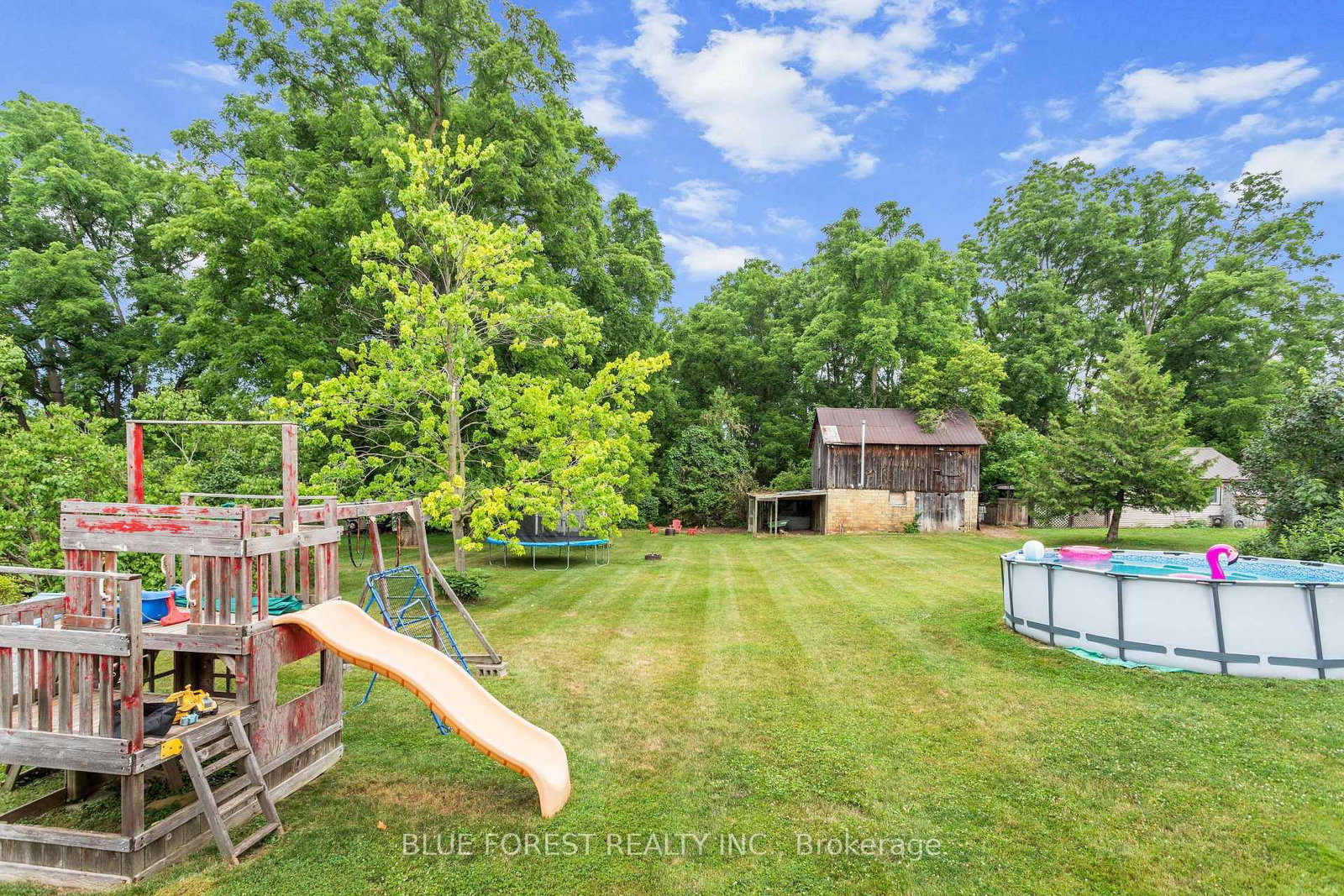 9 Union Street E • Lambton Shores, ON photo 29