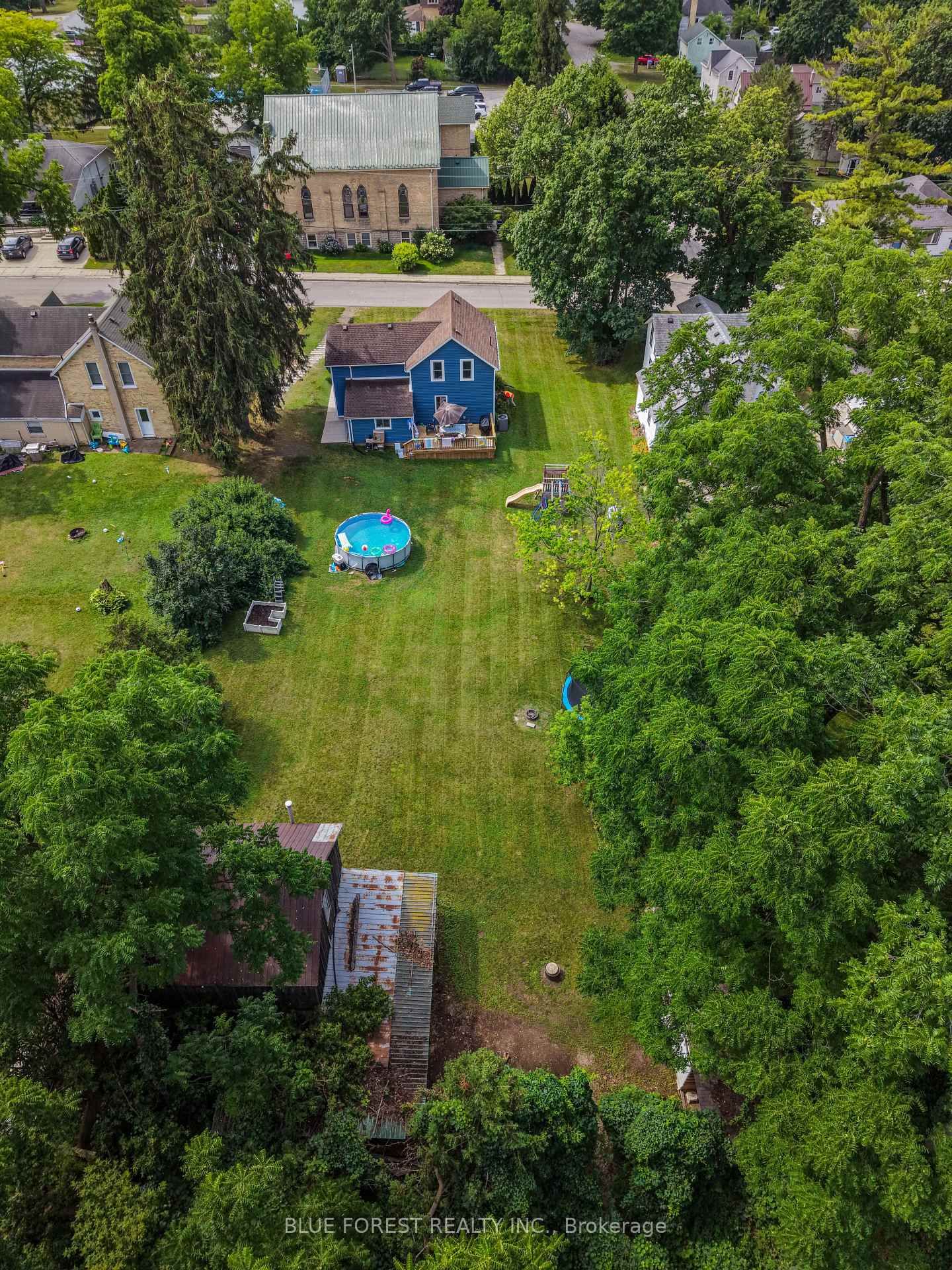 9 Union Street E • Lambton Shores, ON photo 38