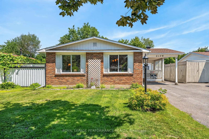 2179 Erinbrook Crescent