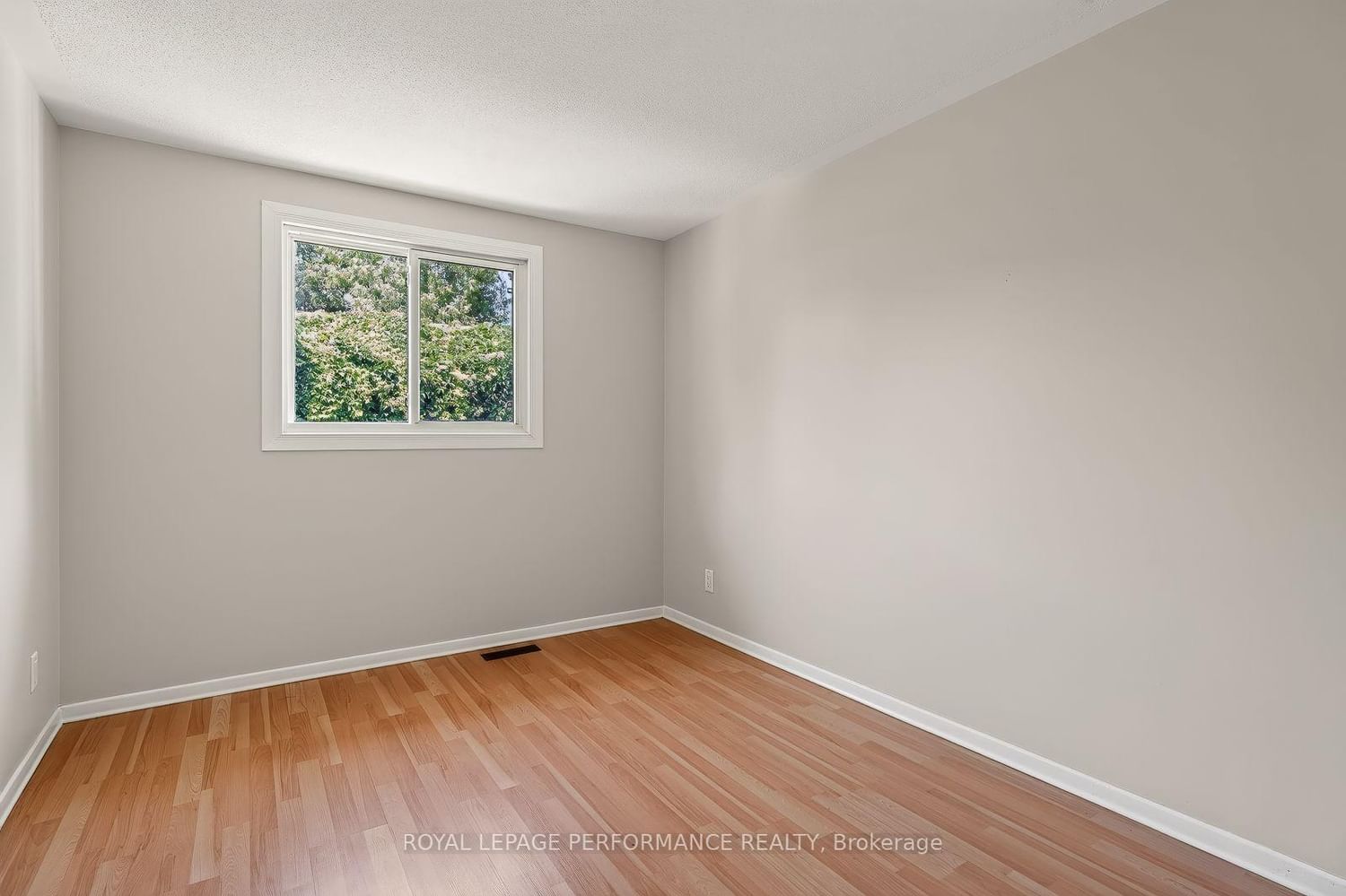 2179 Erinbrook Crescent • Ottawa, ON photo 25