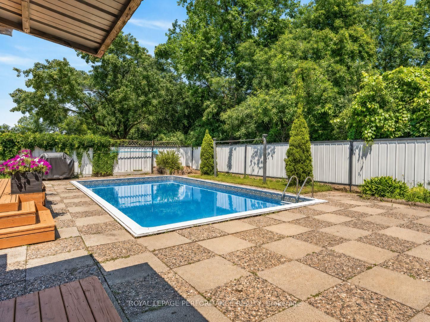 2179 Erinbrook Crescent • Ottawa, ON photo 41