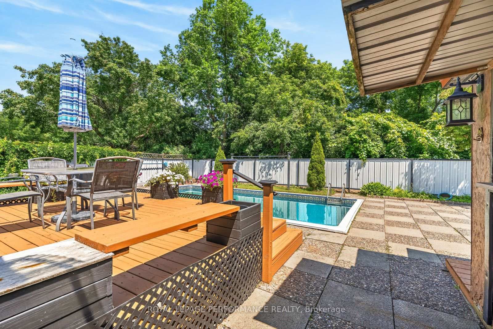 2179 Erinbrook Crescent • Ottawa, ON photo 42