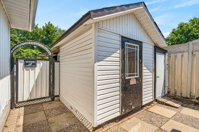 2179 Erinbrook Crescent • Ottawa, ON photo 6