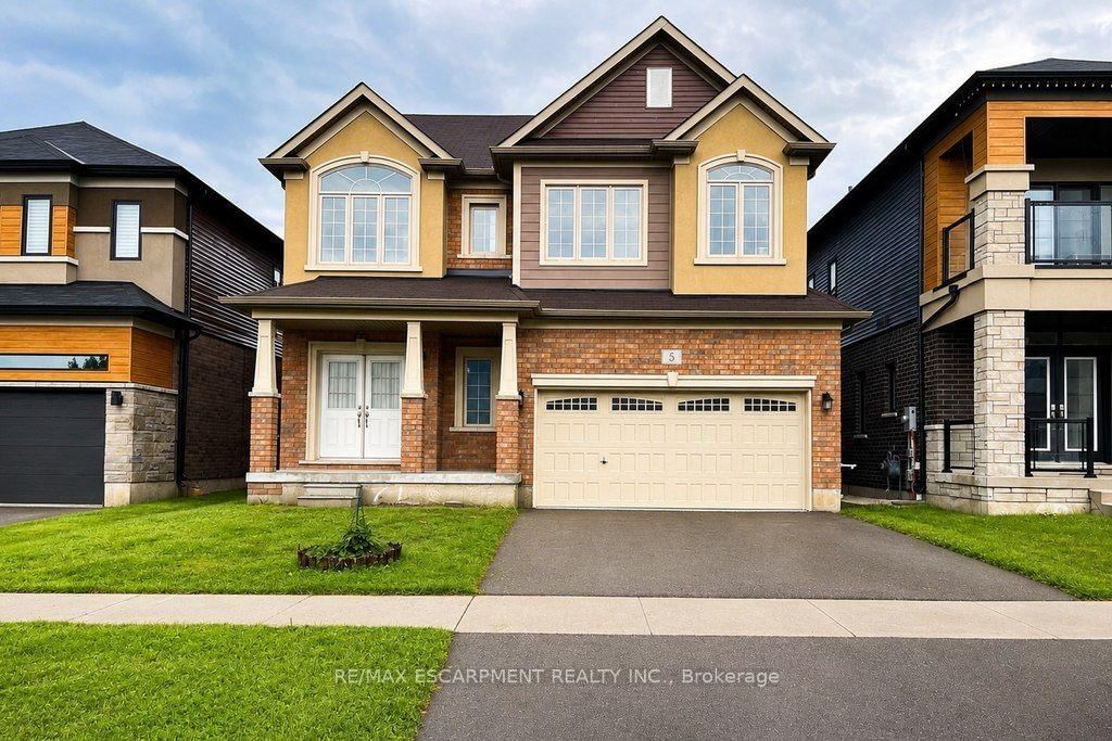 5 Sleeth Street • Brantford, ON photo 1