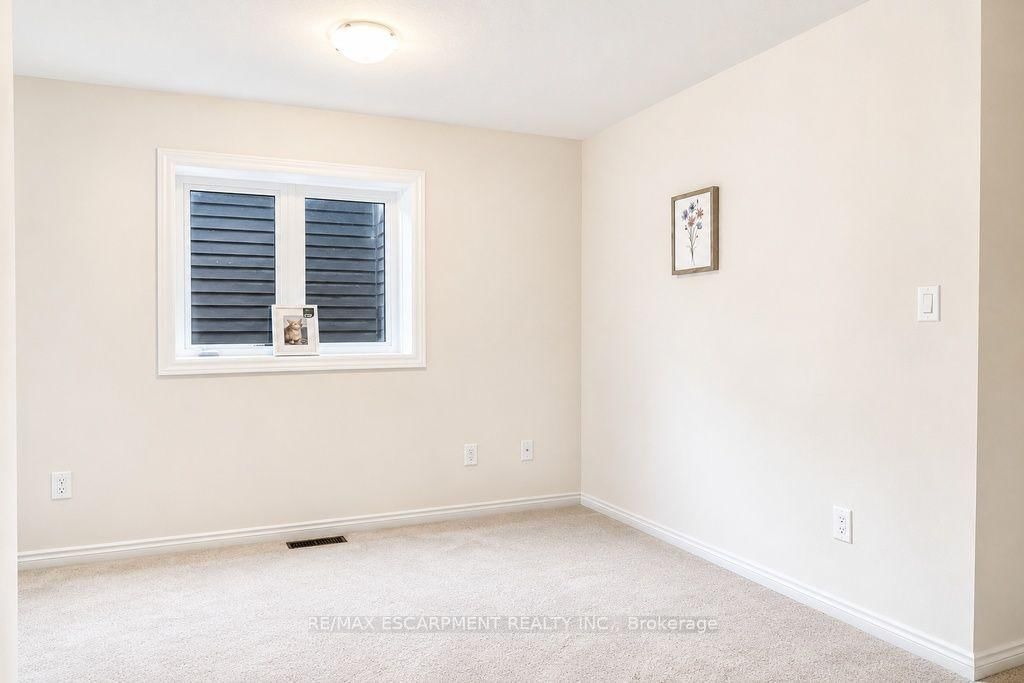5 Sleeth Street • Brantford, ON photo 10