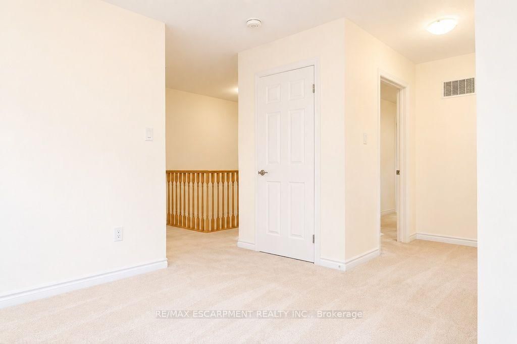 5 Sleeth Street • Brantford, ON photo 12