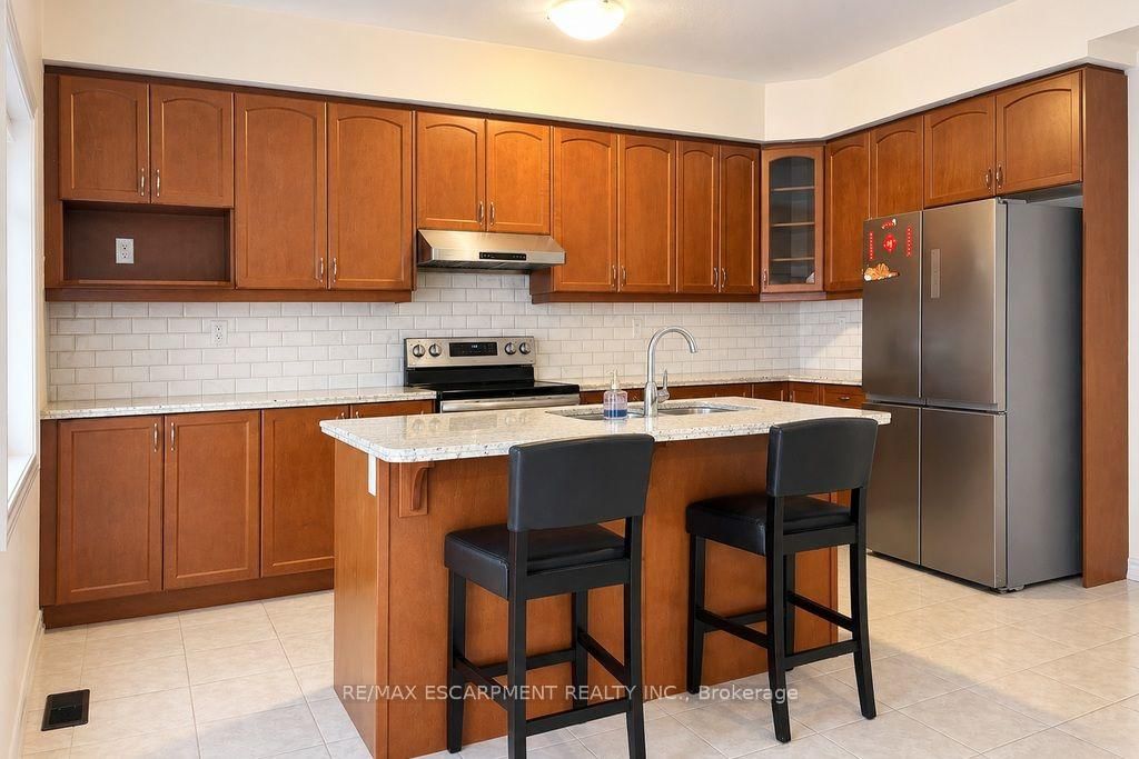 5 Sleeth Street • Brantford, ON photo 16