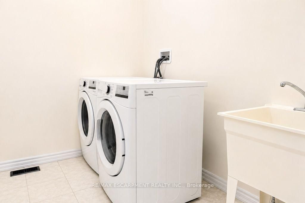 5 Sleeth Street • Brantford, ON photo 19