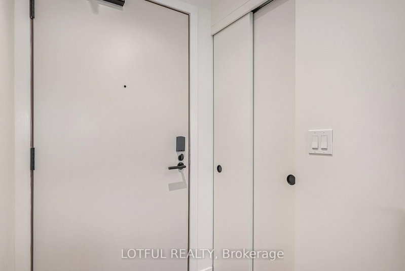 1305 - 560 RIDEAU Street