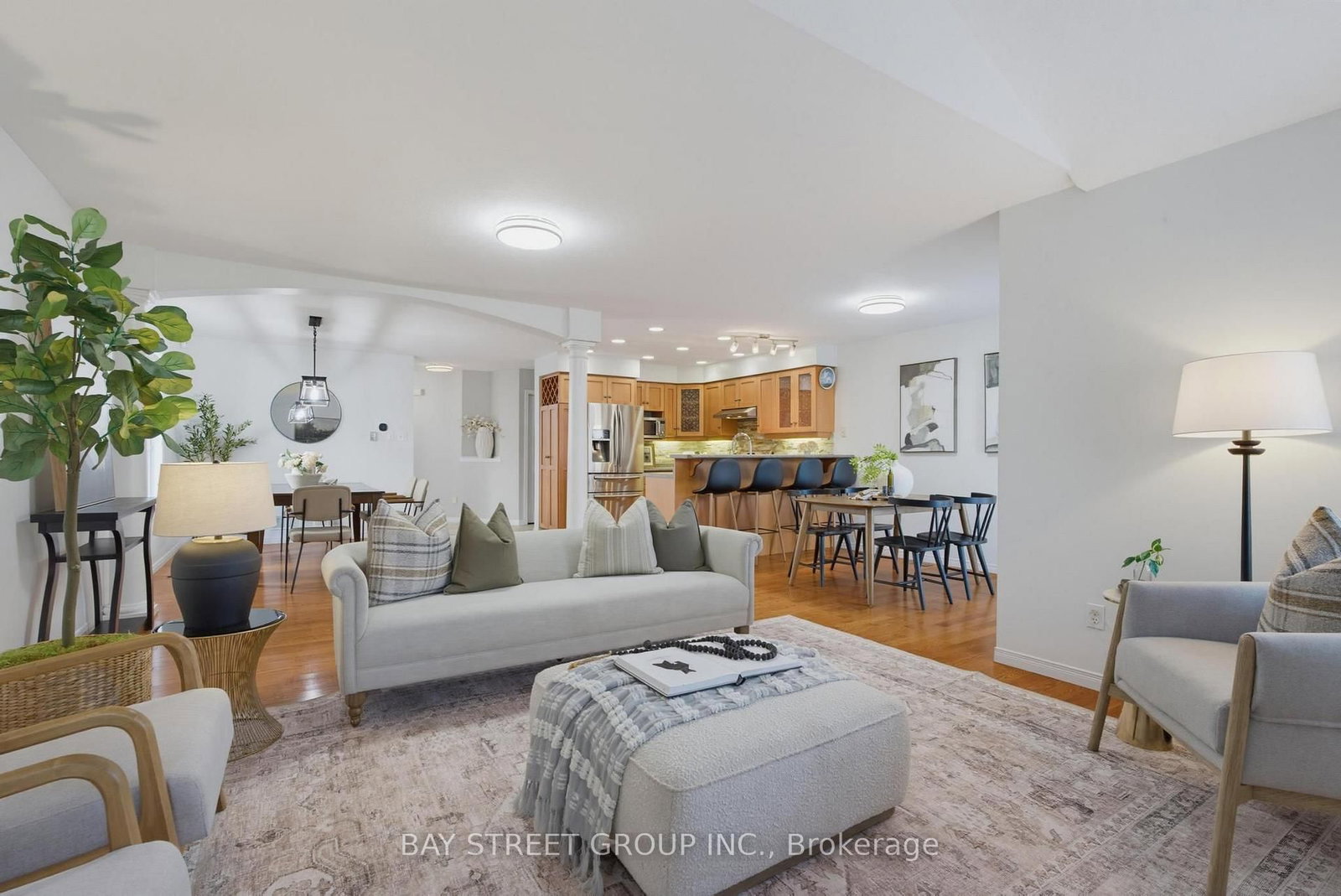 1898 BLACKWATER Road • London North, ON photo 14