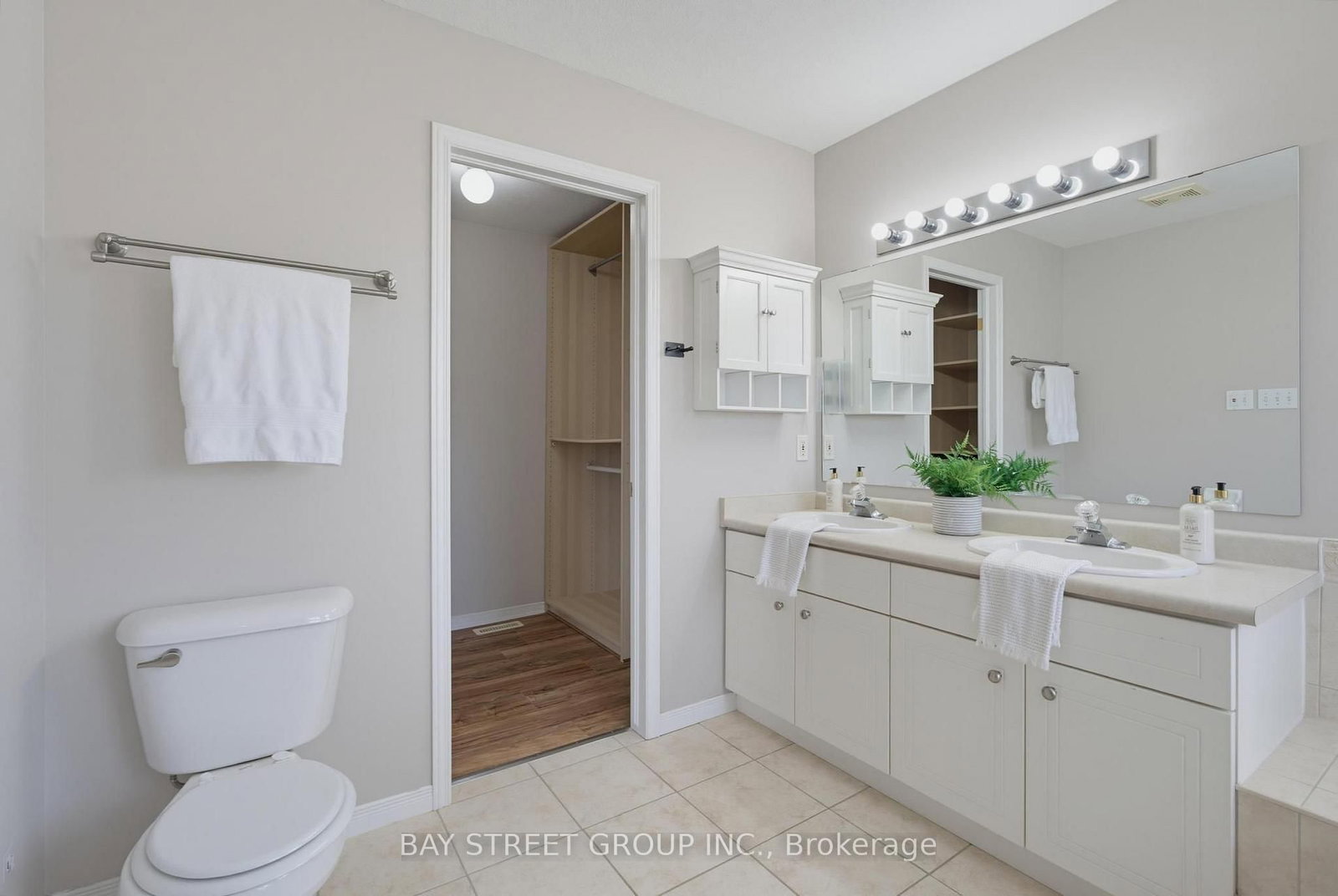 1898 BLACKWATER Road • London North, ON photo 19