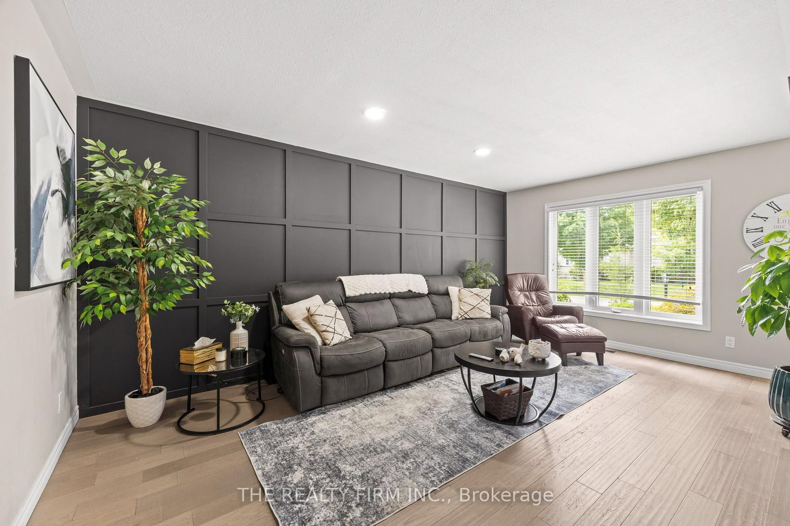 58 Dissing Crescent • London North, ON photo 13