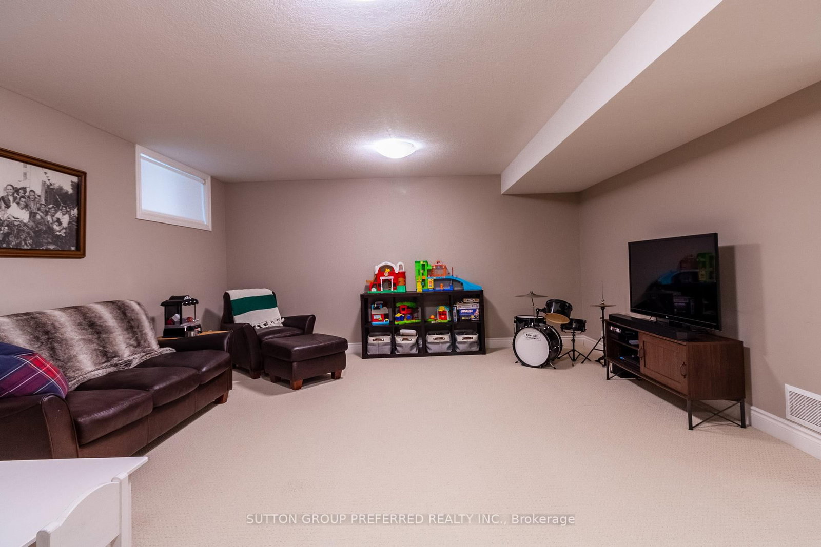 6685 Navin Crescent • London South, ON photo 40