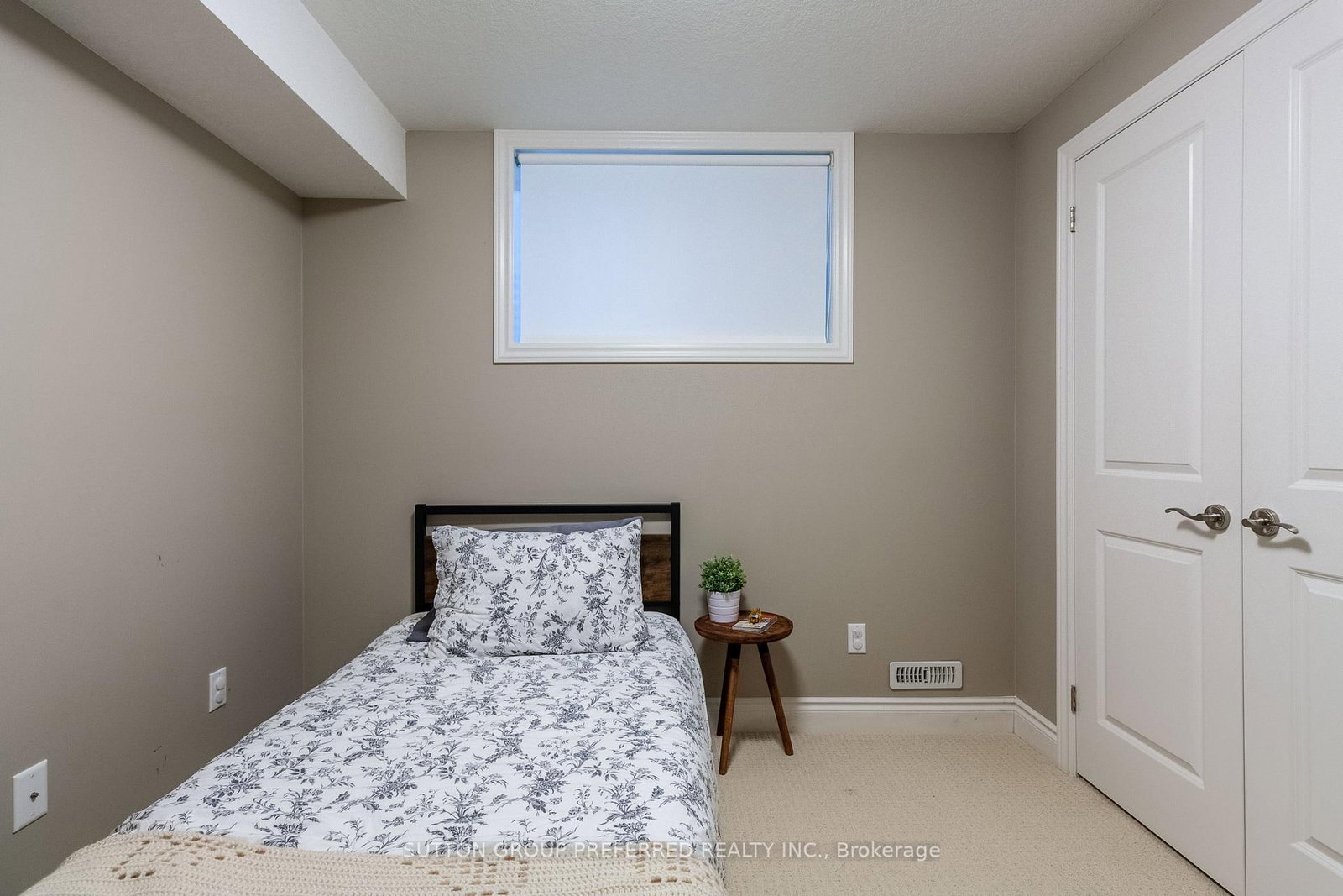 6685 Navin Crescent • London South, ON photo 44