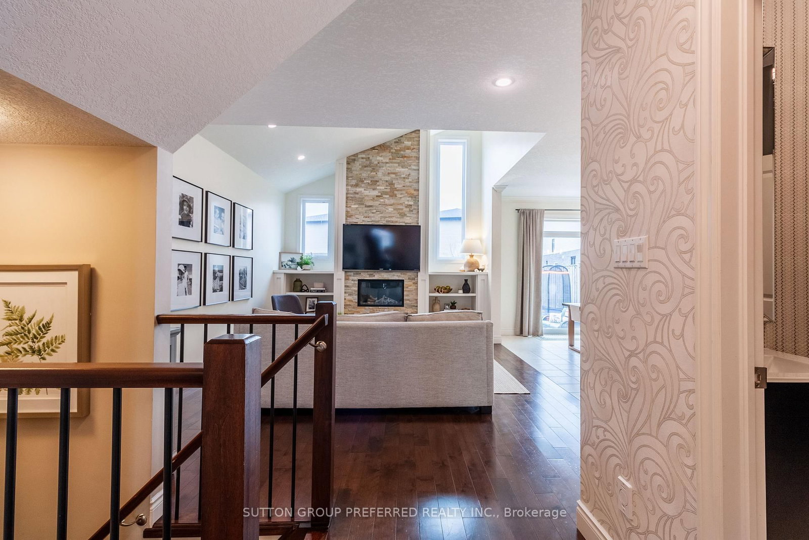 6685 Navin Crescent • London South, ON photo 9