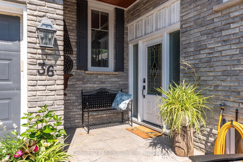 36 Huron Street N N