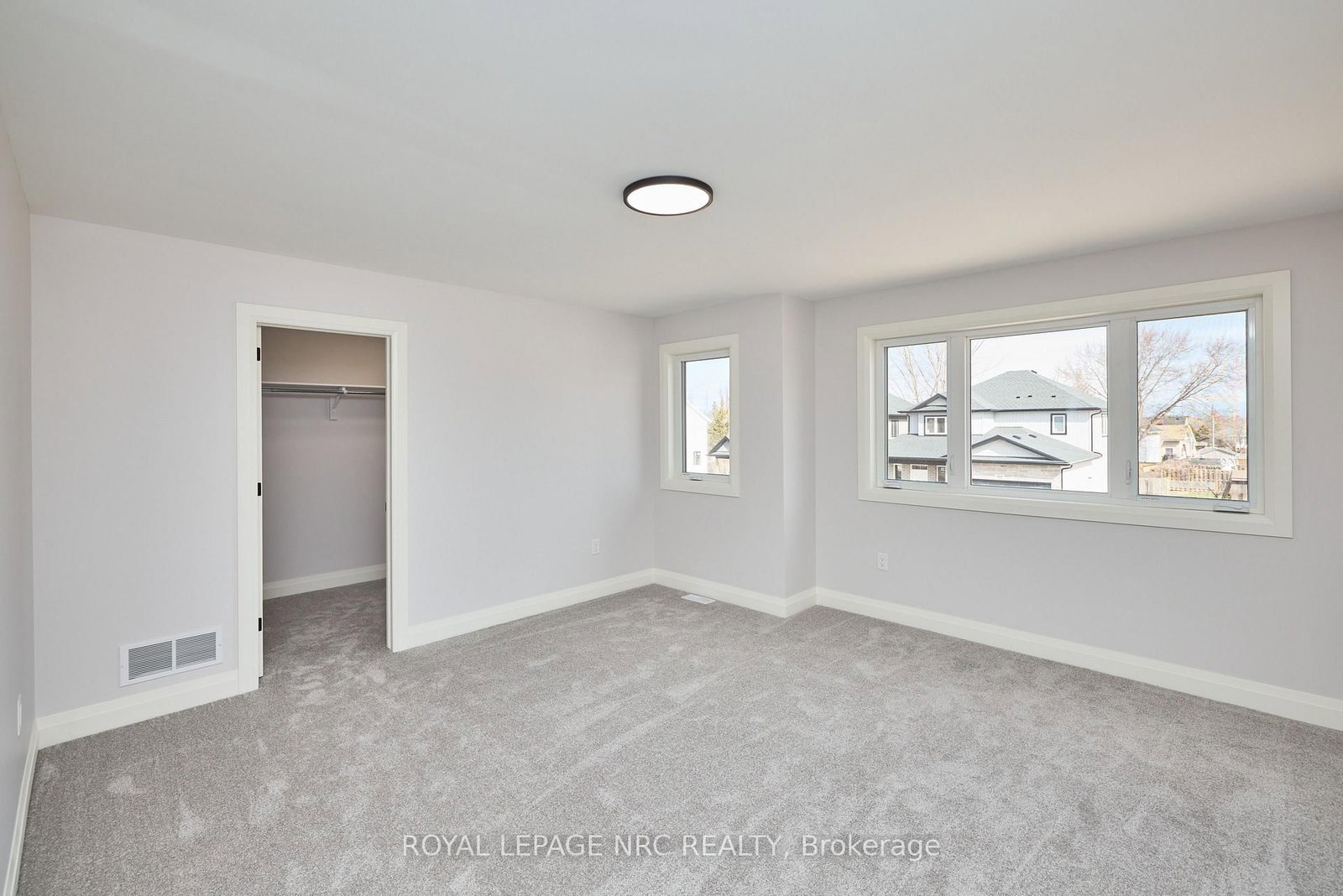 196 Hodgkins Avenue • Thorold, ON photo 22