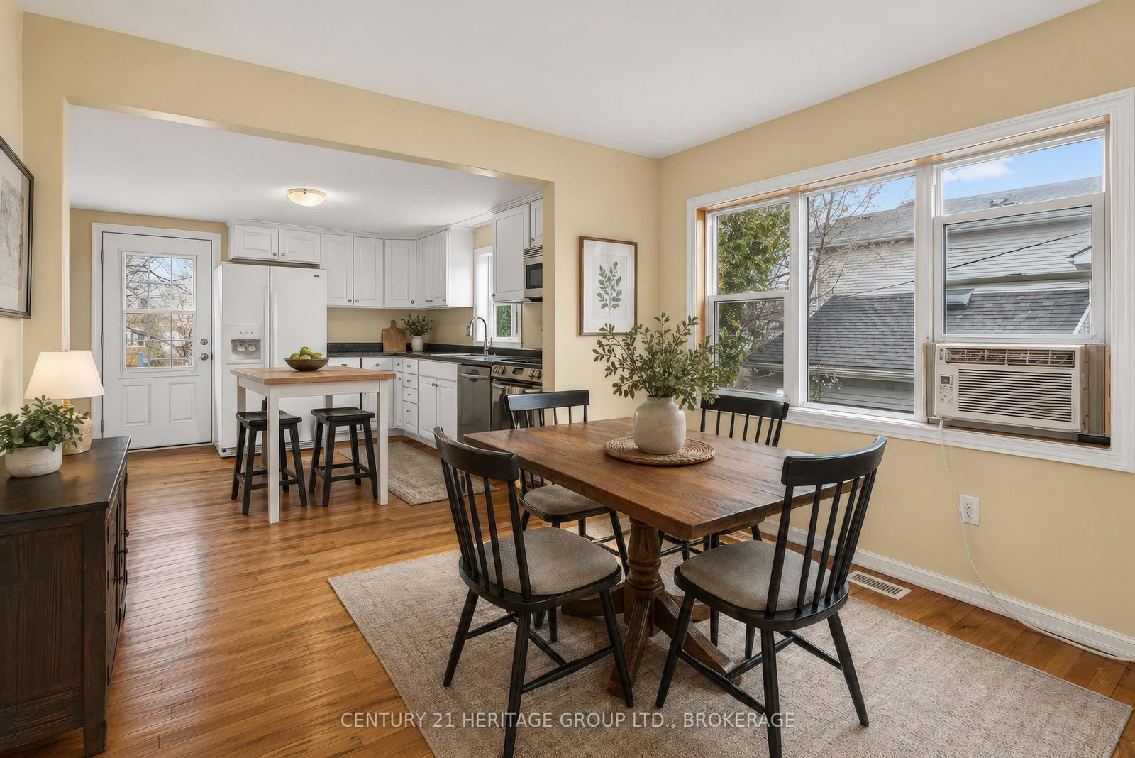 77 Portsmouth Avenue • Kingston, ON photo 16