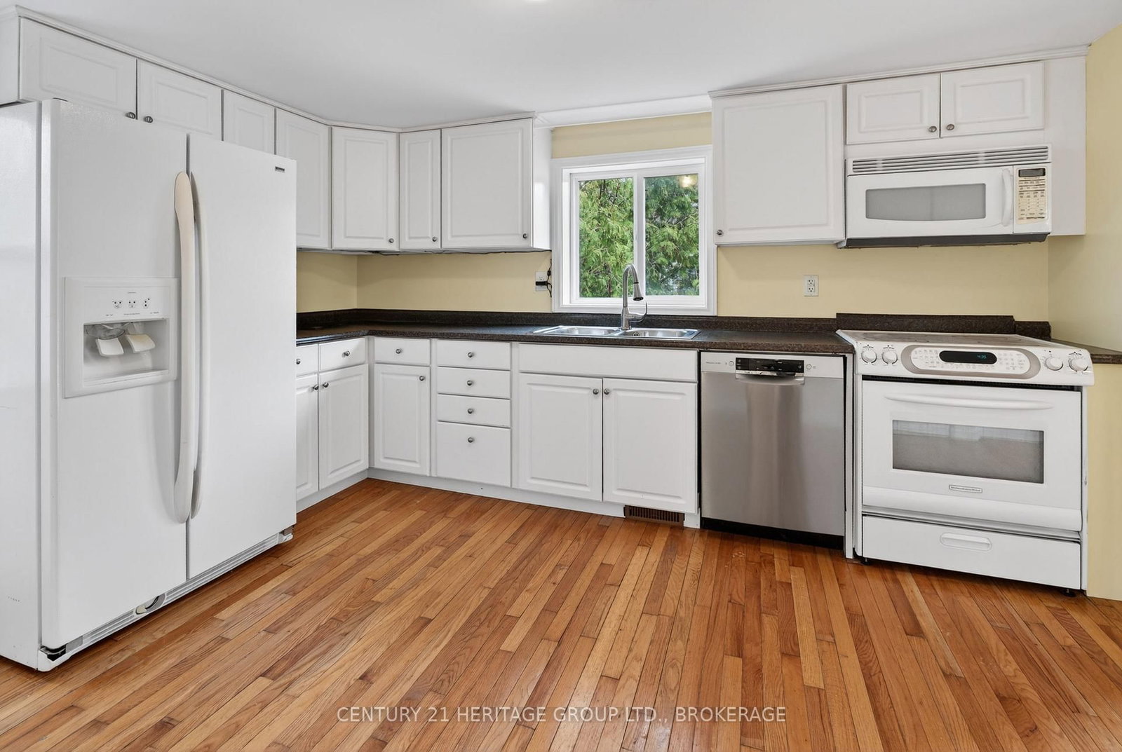 77 Portsmouth Avenue • Kingston, ON photo 22