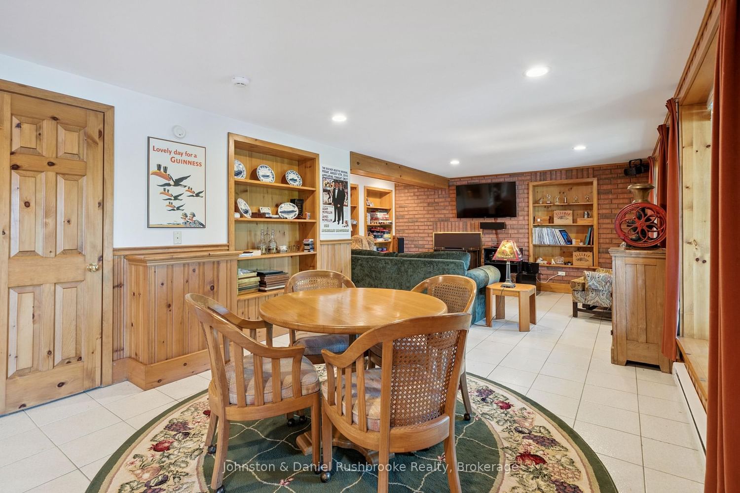 1041 Ann Street • #4 • Muskoka Lakes, ON photo 21