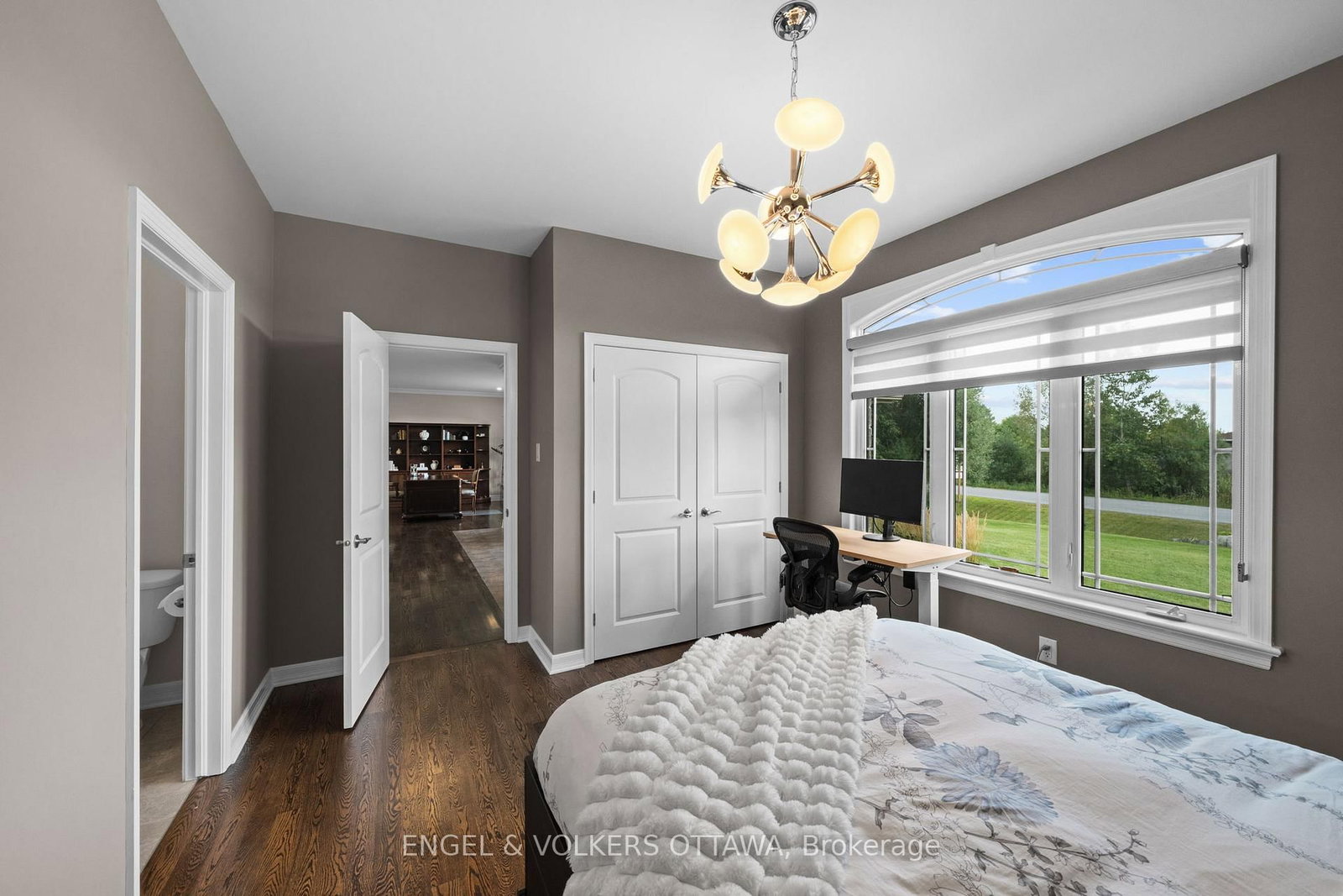 557 Tullamore Street • Ottawa, ON photo 32