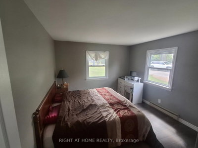 717 Mersea Rd 6 Road E • Leamington, ON photo 5