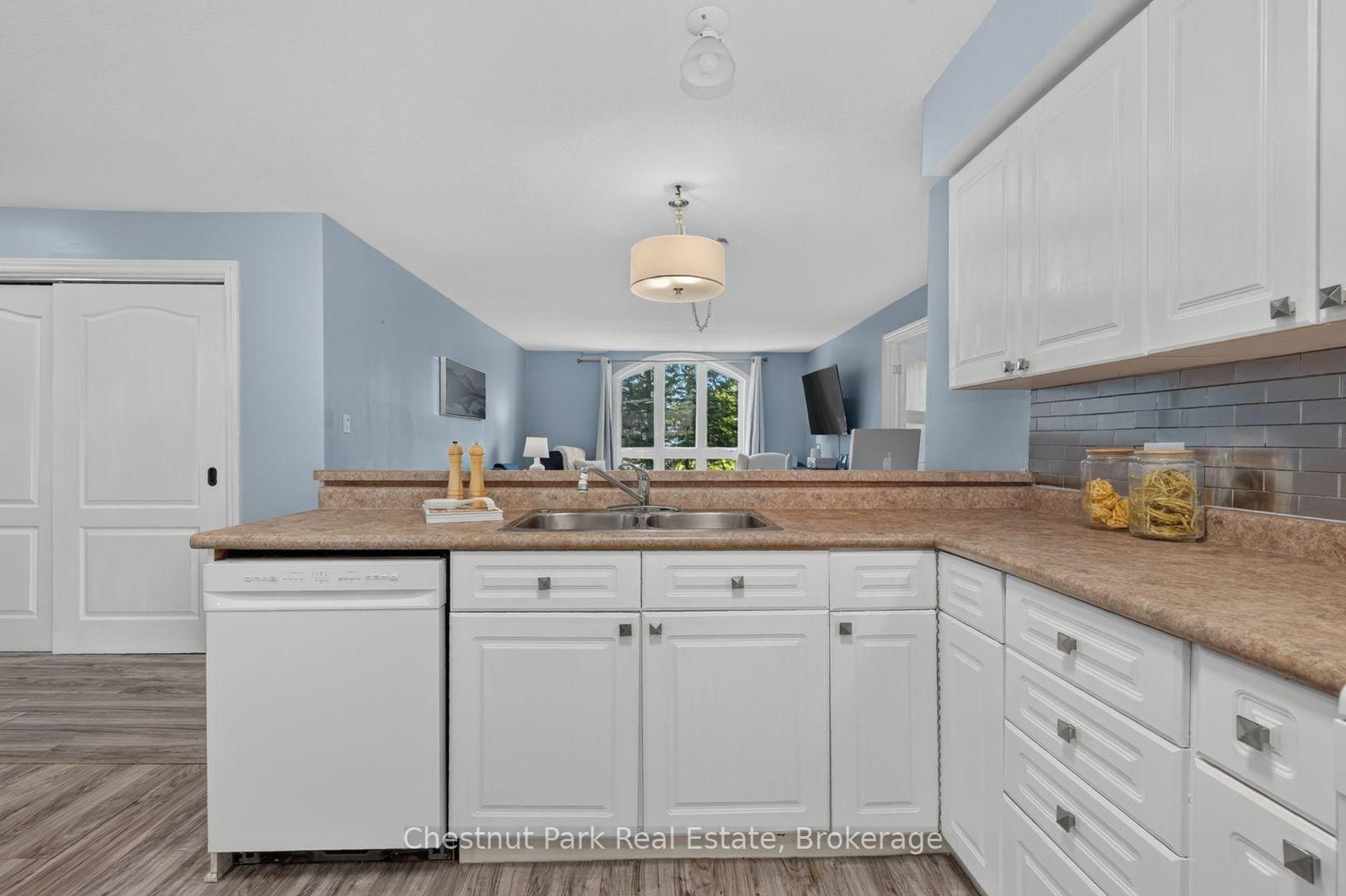 31 DAIRY Lane • #307 • Huntsville, ON photo 11