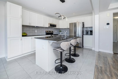 161 Cranesbill Road • Ottawa, ON photo 6